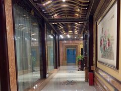 -皇宫大酒店