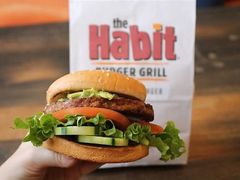-The Habit Burger Grill 哈比特汉堡(复兴soho店)