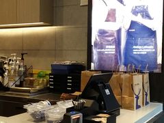 -瑞幸咖啡(尚都国际店)