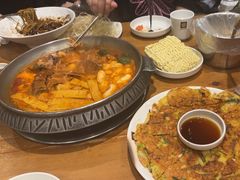 -喇喇排骨火锅·传统韩式脊骨汤(望京西园总店)