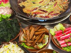 -扎起市井老火锅(乐山总店)