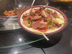 -挂旗柴锅鸡(蚌山区嘉年华店)