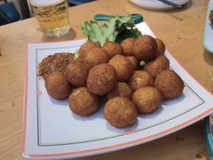 -傣家寨花园主题餐厅