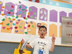 -瑞思少儿中心·少儿英语素养启蒙(勒泰直营校区)