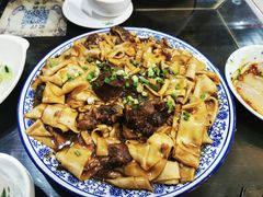 -壹阁胡羊焖饼(特色小吃街店)