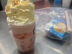 -须尽欢·冰淇淋&中国茶(翔殷路店)