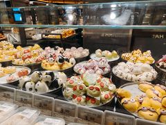 -胖东来生活广场(健康路店)
