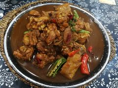 -八两八金·莱芜特色炒鸡(市南漳浦路店)