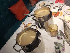 -领鲜活海鲜榴莲自助火锅(东门店)