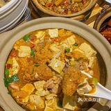 在武汉昙华林！圣诞冰糖葫芦！快去吃！！！