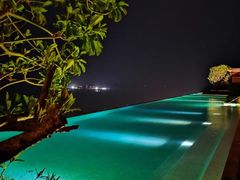 -瑰丽酒店·海吧·天际下午茶·现场DJ·天台酒吧