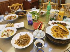 -新天明砂锅鱼头煲