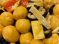 -侬佳蒸菜馆(听潮店)