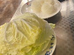 锅底的四个菜-鑫龙火锅城(青岛分店)