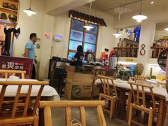 大堂-霄汉牛三鲜湖北砂锅菜(万松园2店)