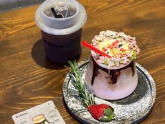 花环-BE NORMAL CAFE(霞溪路店)