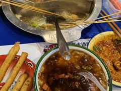 -马路边边串串香(苗栗路店)