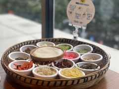 -包整·丝娃娃(一览甲秀楼风景店)