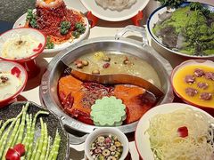 -大龙燚火锅(天安云谷店)