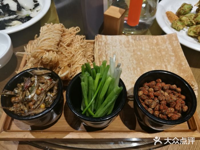 汉堂苏北菜(总部基地店)煎饼卷馓子图片