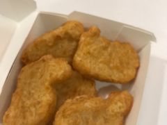 -麦当劳(华融店)