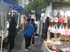 -吴山路夜市