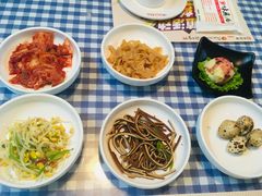 -益百岁牛尾汤(香山路店)