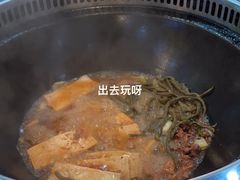 -哈尔滨烧烤·山河村铁锅炖(交大店)