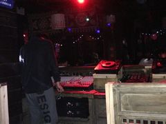 -老木头音乐空间(月河街店)