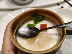 自制酸奶配蜂巢蜜-四季民福烤鸭店(通州马驹桥店)