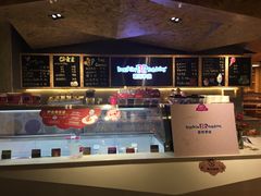 -新华里咖啡书吧(新华书店小寨店)