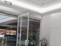 -泰康拜博口腔(松江印象城臻尔店)