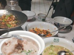 -费大厨辣椒炒肉(高铁吾悦广场店)