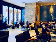 大堂-星巴克(吉林财富广场店)