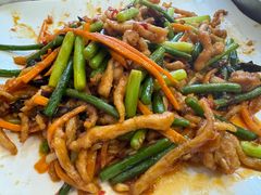 -鑫渔港海鲜本地菜·山海关浑锅(东戴河店)