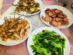 -蓝精灵饺子店