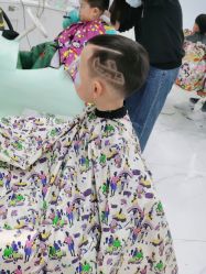 -Oh my head儿童理发(绿地·新田360店)