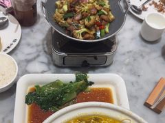 -小菜园新徽菜(宜兴八佰伴店)
