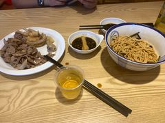-禧凰·老上海白斩鸡辣肉面店