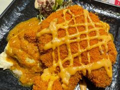 魔鬼咖喱吉列猪扒蛋包饭-阿飛冰室(下沙店)