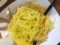 -西部马华清真兰州牛肉面·烧烤夜市(三里河店)