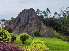-森波拉火山温泉