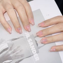 -七彩虹美甲美睫 半永久