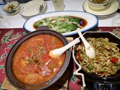 -刘姐啤酒鱼民族演艺餐厅(西街总店)