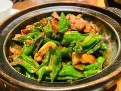 天柱山辣椒炒黑毛猪肉-山里亲戚(淞虹路店)