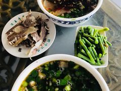 -吾穆勒蓬灰牛肉面·清真(北滨河中路店)