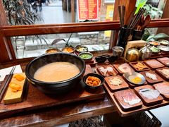-银米·云南传统过桥米线(双廊黑金冠店)