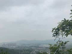 -灵岩山风景区