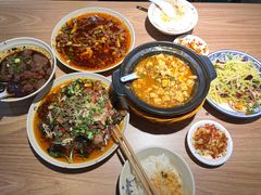 -杨三孃跷脚牛肉(中粮鸿云悦街店)