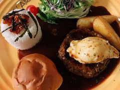 汉堡牛排-Cafe Alice咖啡爱丽丝(奥城店)